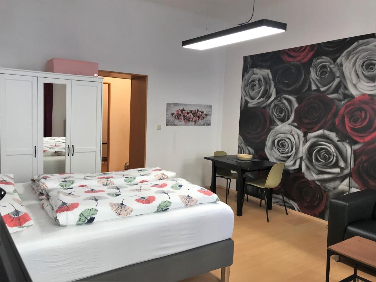 Apartment & Near Reumannplatz *